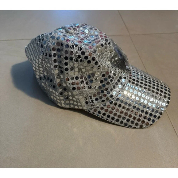 Sparkly Silver Hat - Picture 2 of 4